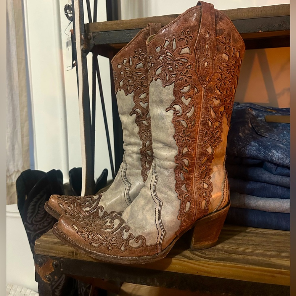 Corral boots 9.5